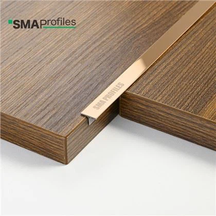 Т-образная отделка из розового золота